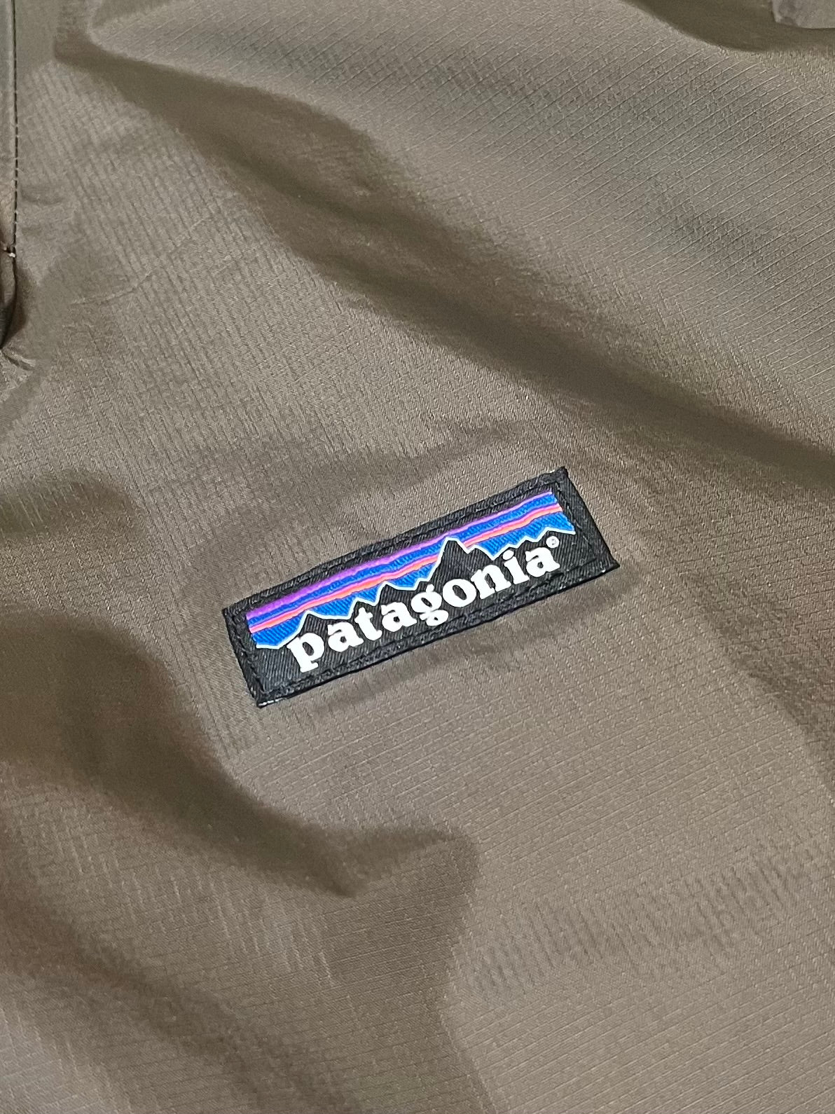 Patagonia torrentshell mojave khaki best sale